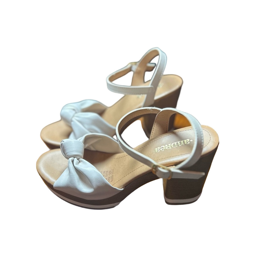 ANDREA FENZI Cream Block Heel Sandals